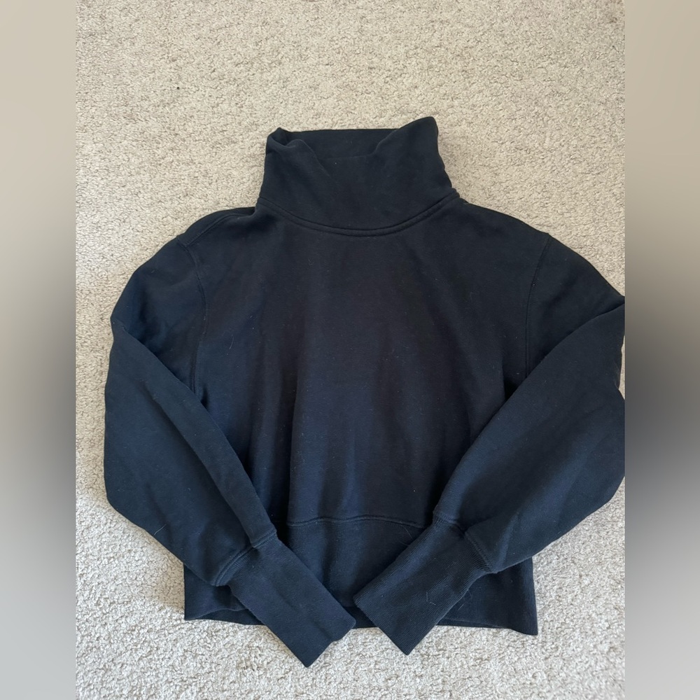 Abercrombie and Fitch cropped sweatshirt size XS